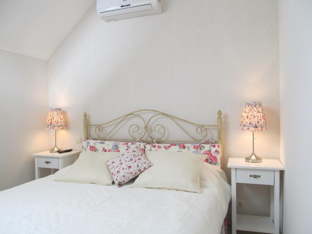 Family House Lambert Hotel Berehove  Bilik gambar