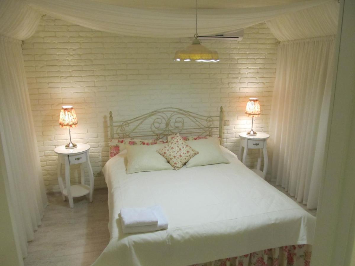 Family House Lambert Hotel Berehove  Bilik gambar